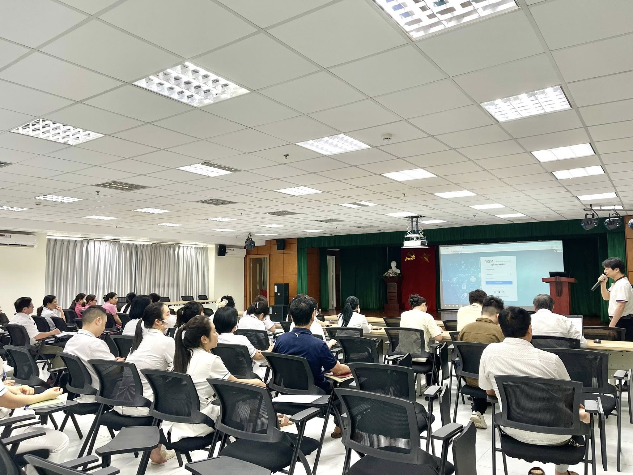 [EMR – ĐỢT 2] TẬP HUẤN TIẾP NĂNG LƯỢNG CHUYỂN ĐỔI SỐ!