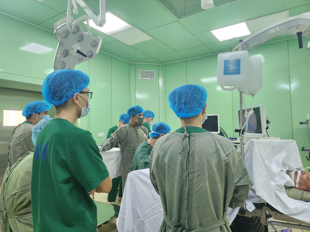 Kỹ thuật cắt u tiền liệt tuyến tăng sản lành tính bằng Lazer ( HoLEp) tại Bệnh viện Thái Bình